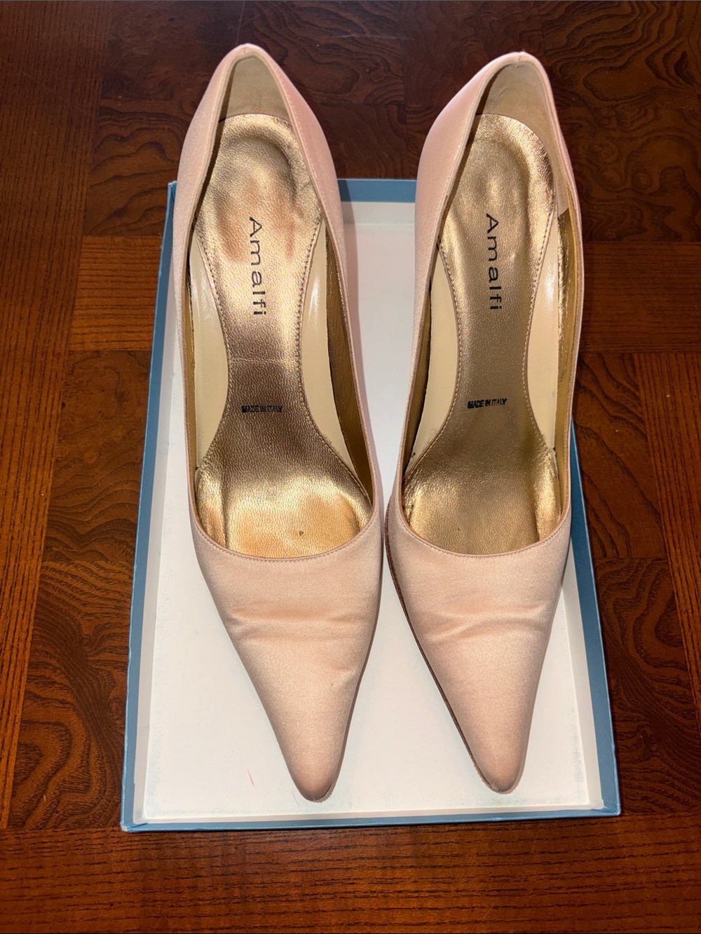 Amalfi Blush Satin Pointed-Toe Pumps size 8